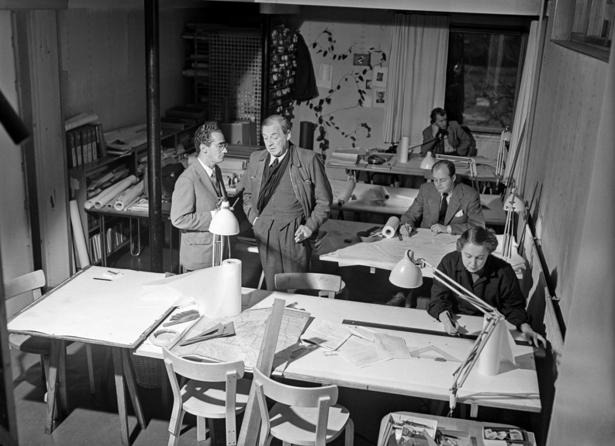 Alvar Aallon koti ja toimisto Munkkiniemessä 9.1.1952. Räshid Nasretdin / Nasakuva / Journalistinen kuva-arkisto JOKA / Museovirasto