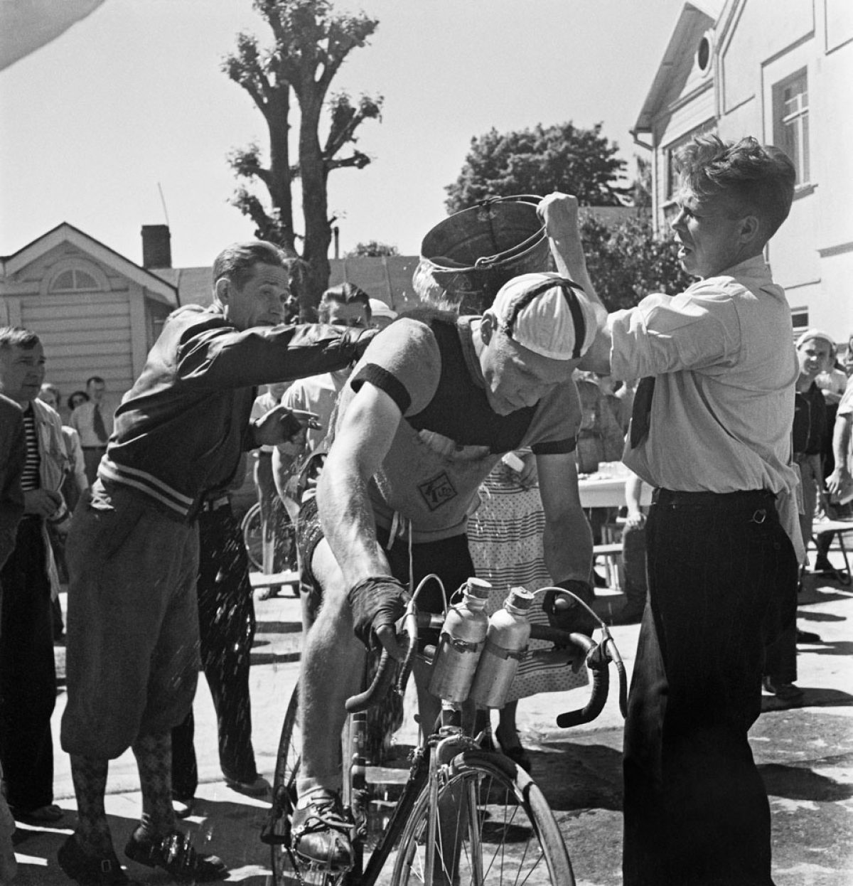 Ekenäsloppet 30.6.1952. Bild: Bror Brandt / Västra Nyland / Journalistiska bildarkivet JOKA / Museiverket